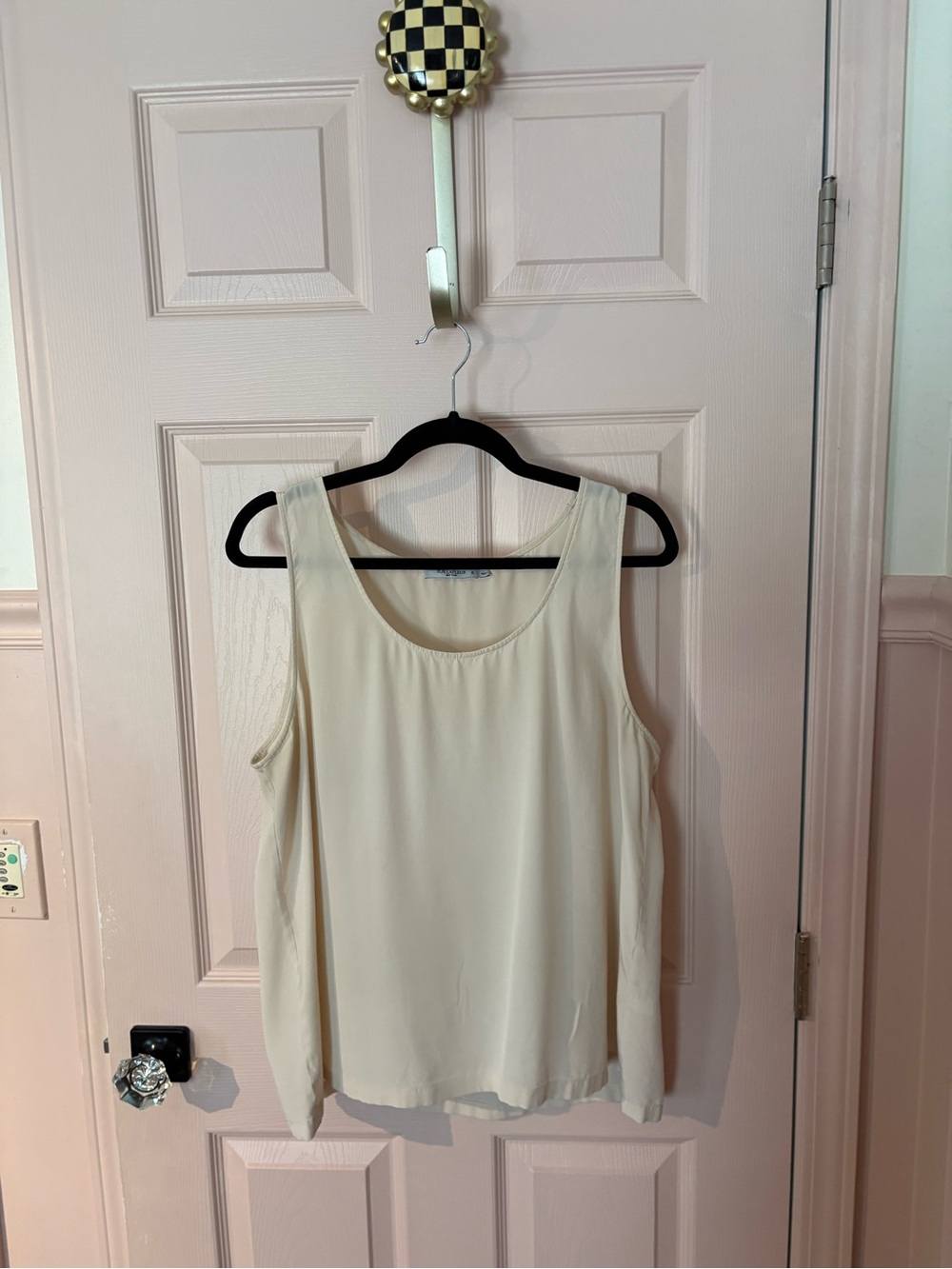 M.M. LaFleur Cream washable Silk Shell Top